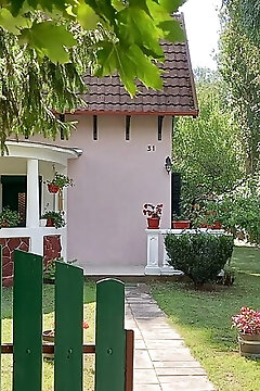 Holdviola Nyaralóház Balatonföldvár