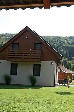 Dunazug Apartmanház Dömös