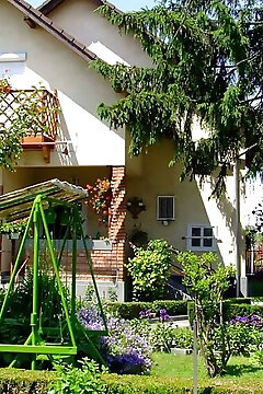 Czanek Apartman Komárom