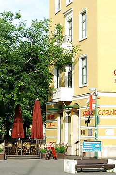Corner Hotel Dunaújváros