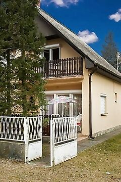 Bencs Nyaraló Balatonmáriafürdő