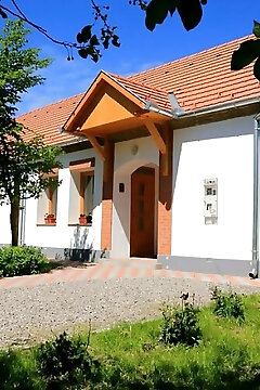 Hársfa Vendégház Ökopark Bükkösd