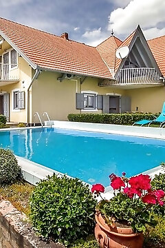 Familia 1 Apartman Balatonmáriafürdő