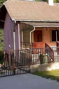 Gyöngy Apartmanház Ii Igal