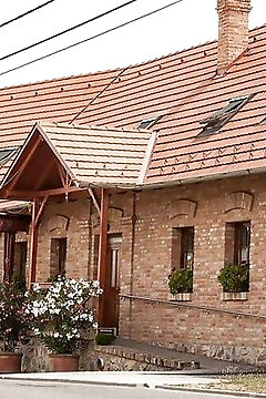 Wekler Családi Pincészet és Panzió Mecseknádasd