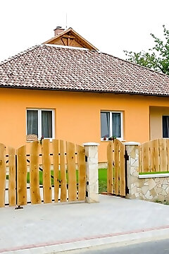 Urbán Vendégház Hangony