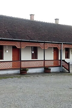 Kőbérc Panzió Üdülőházak Kemping és Étterem Bózsva