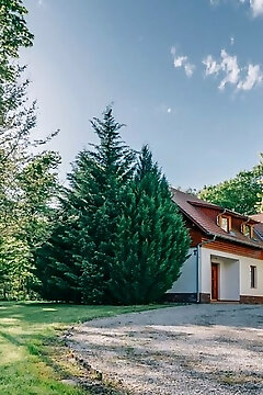 Csiki-lak Wellness Apartman Zalacsány
