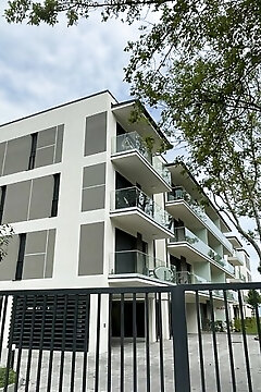 Platán Lizi Apartman Balatonboglár