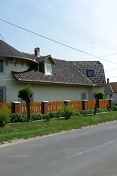 Tüskevár Panzió Abádszalók