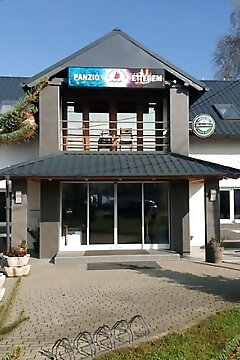Fáradt Vándor Panzió és Étterem Romhány