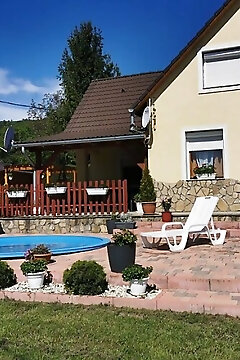Hegyalja Apartmanház Balatongyörök