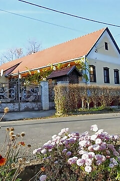 Magyar Üdülőház Lothárd