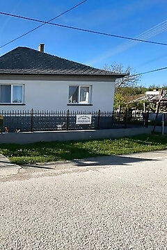 Komáromi Vendégház Erdőhorváti