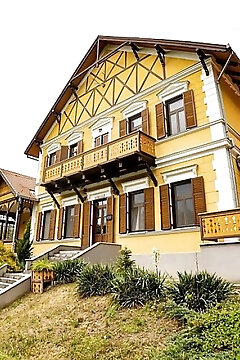 Sasréti Vadászkastély Almamellék