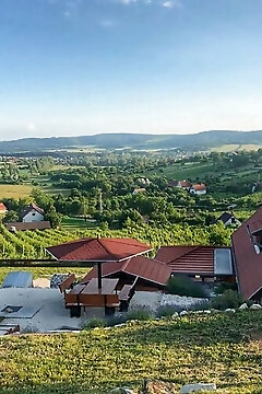 Kikapcsol-lak Pécsely