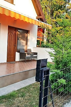 Szófia Apartman A Balatonnál Lovas