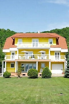 Erdei Apartman Balatonfűzfő
