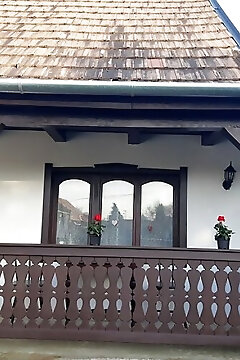 Mikula Porta Hollókő