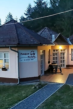 Patakparti Vendégház Háromhuta