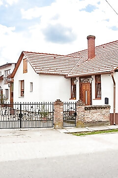 Urszics Családi Panzió Villány