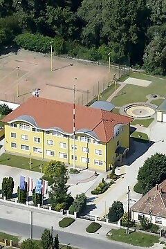 Leier Business Hotel Gönyű