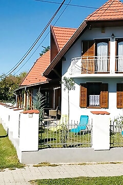 Bonita Apartmanház Balatonmáriafürdő