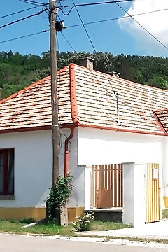 Hegyalja Vendégház Monostorapáti