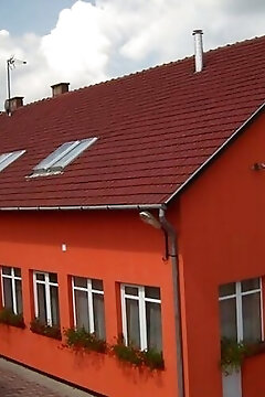 Napsugár Vendégház és Rendezvényház Kisszállás