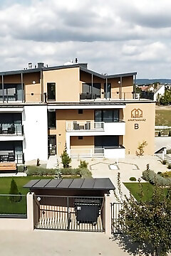Paskom Apartmanház Nyergesújfalu