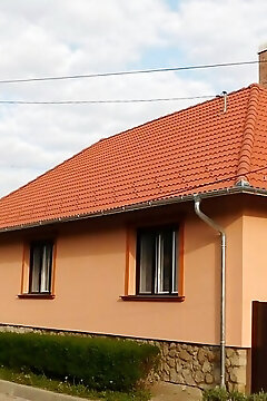 Kápolnás Vendégház Báta